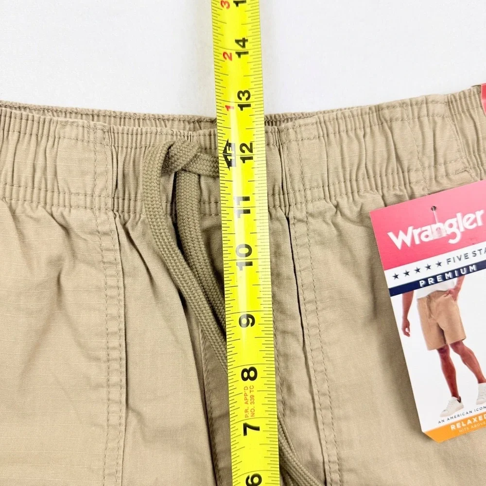 Wrangler Mens Stretch Elastic Drawstring Relaxed Tan Shorts Sz Small (29-31) NWT